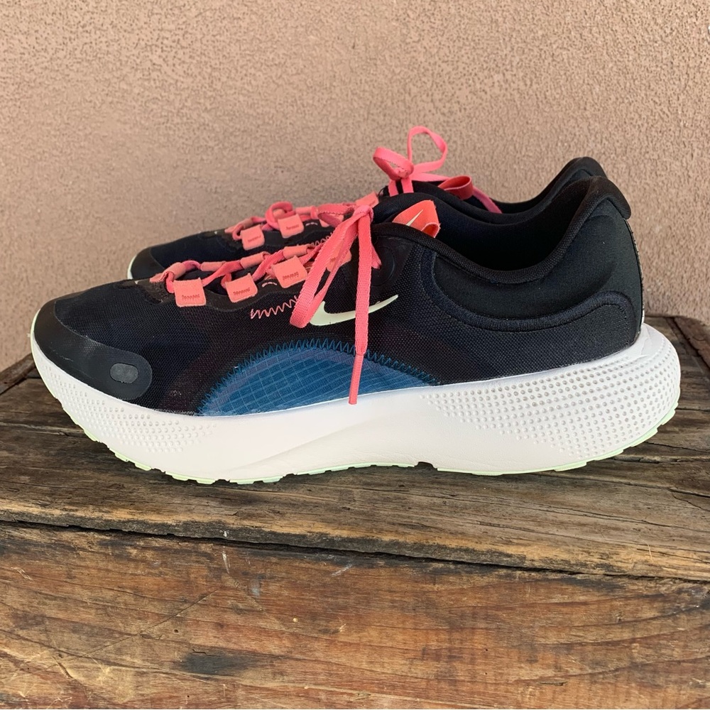 Nike Women’s React Escape Running Shoe